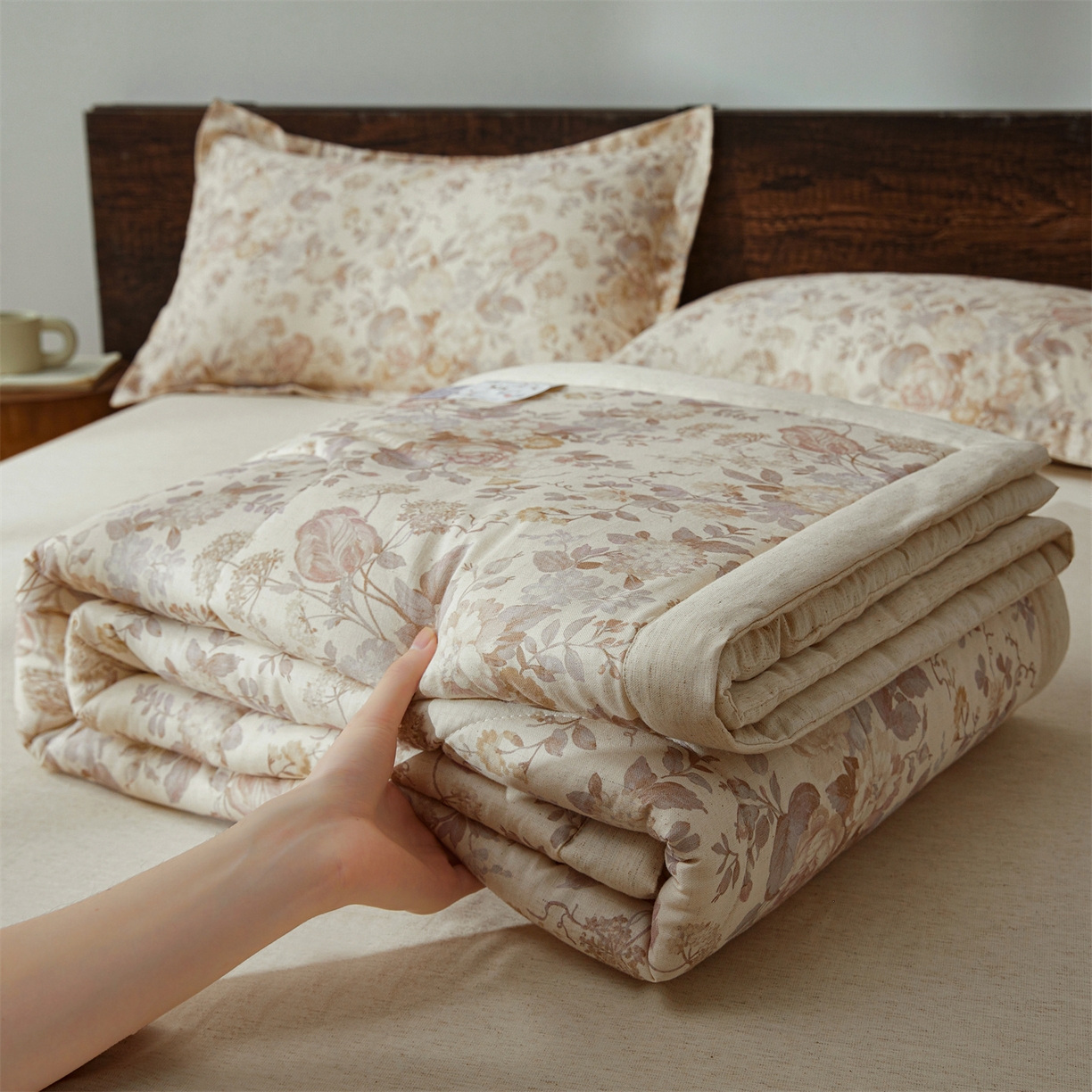 91家纺网 家纺一手货源 找家纺 西域种棉人·千百笠 2026新款A类棉麻新疆棉花夏被全棉纯棉单双人空调被夏凉被 棉麻-花兮