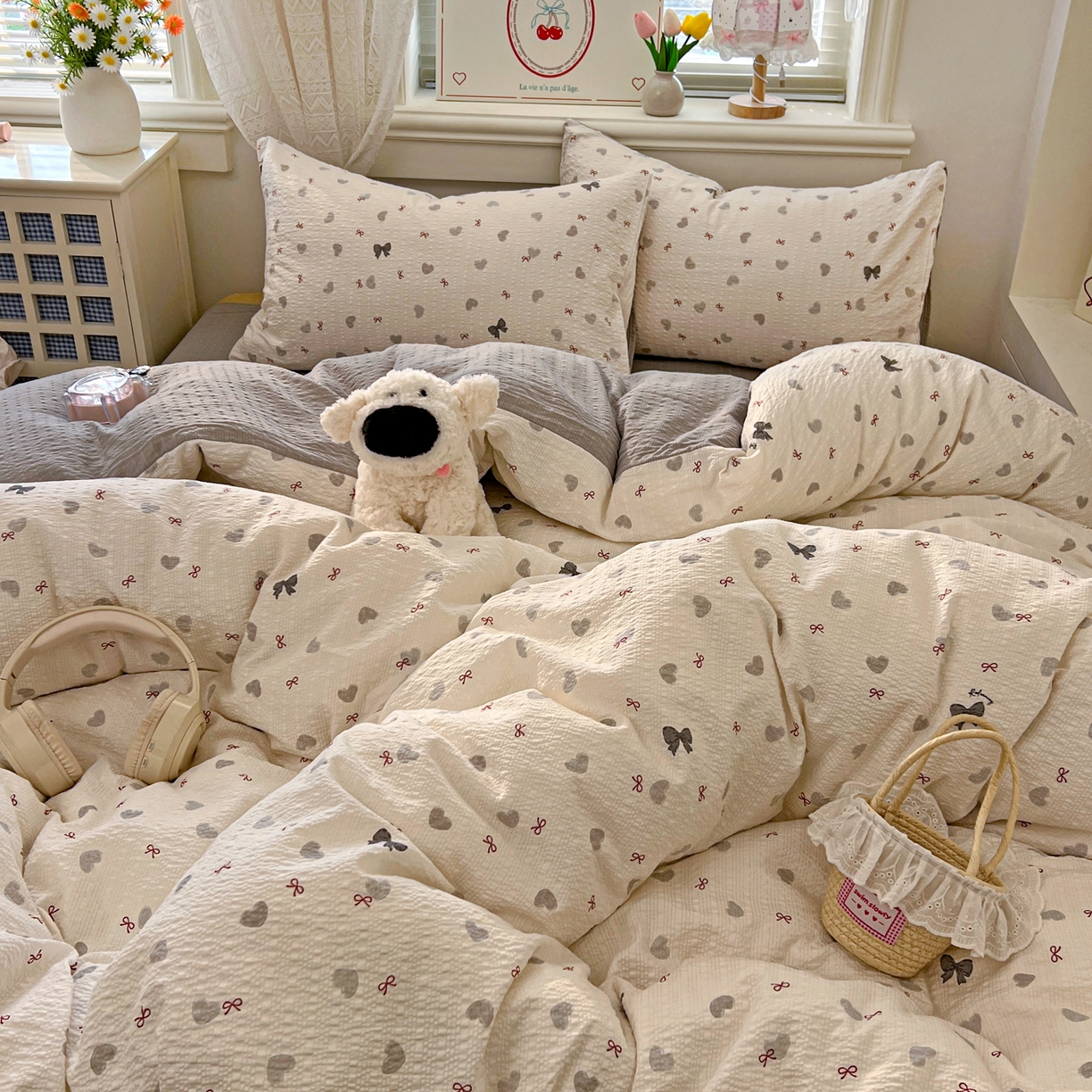 91家纺网 家纺一手货源 找家纺 暖伊家居 2026新款糖果小布袋泡芙纱四件套 简约巴恩