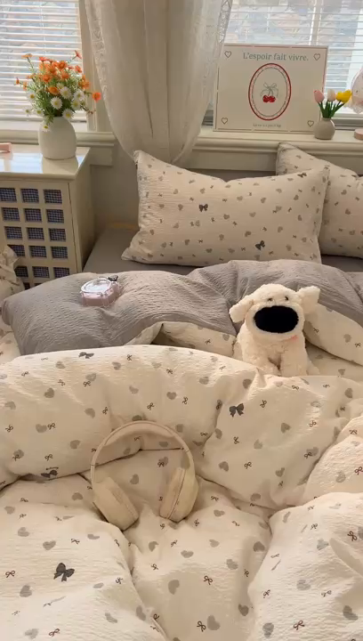 91家纺网 家纺一手货源 找家纺 暖伊家居 2026新款糖果小布袋泡芙纱四件套 简约巴恩