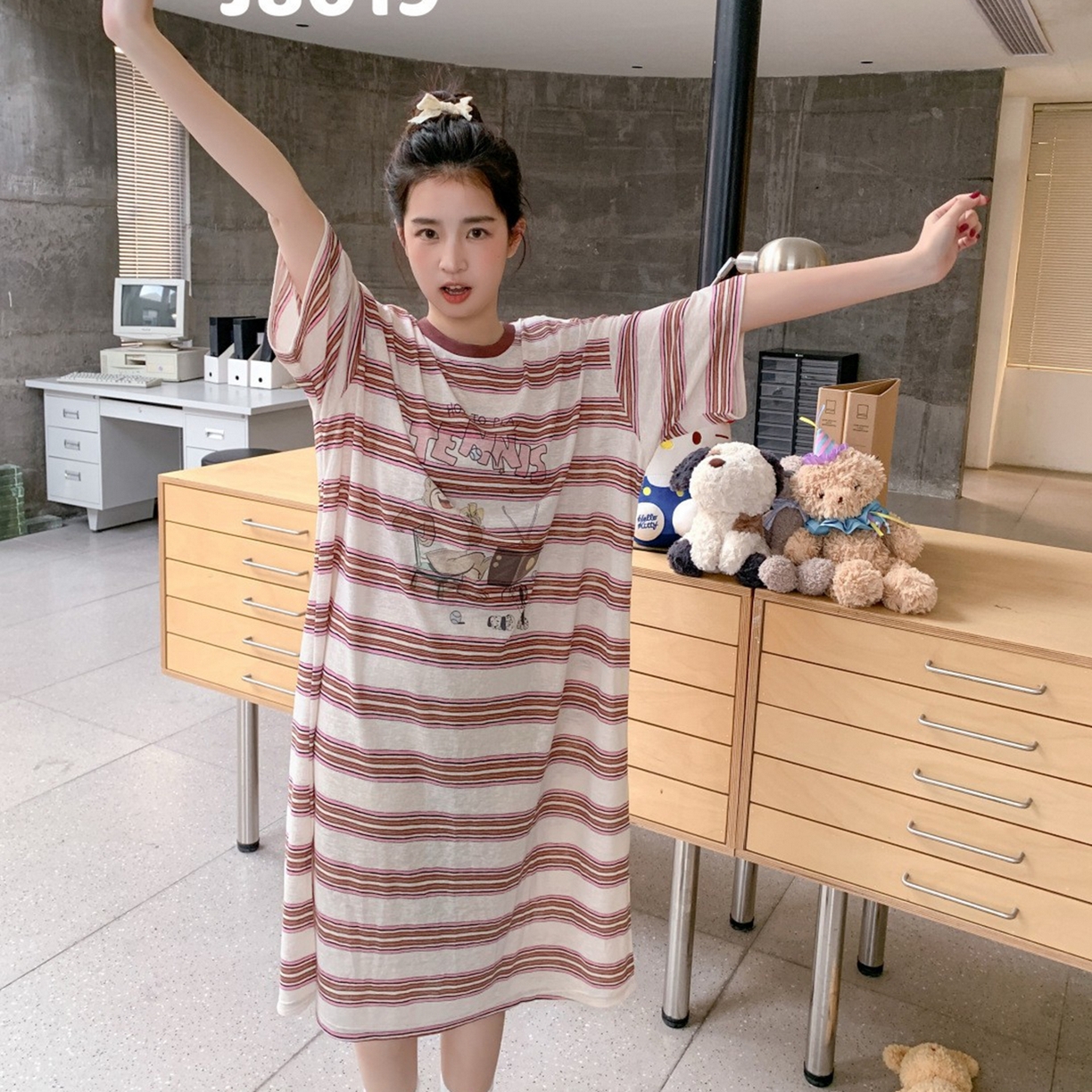 91家纺网 家纺一手货源 找家纺 妍景家居生活馆 2026新款星野幽梦睡裙 粉色