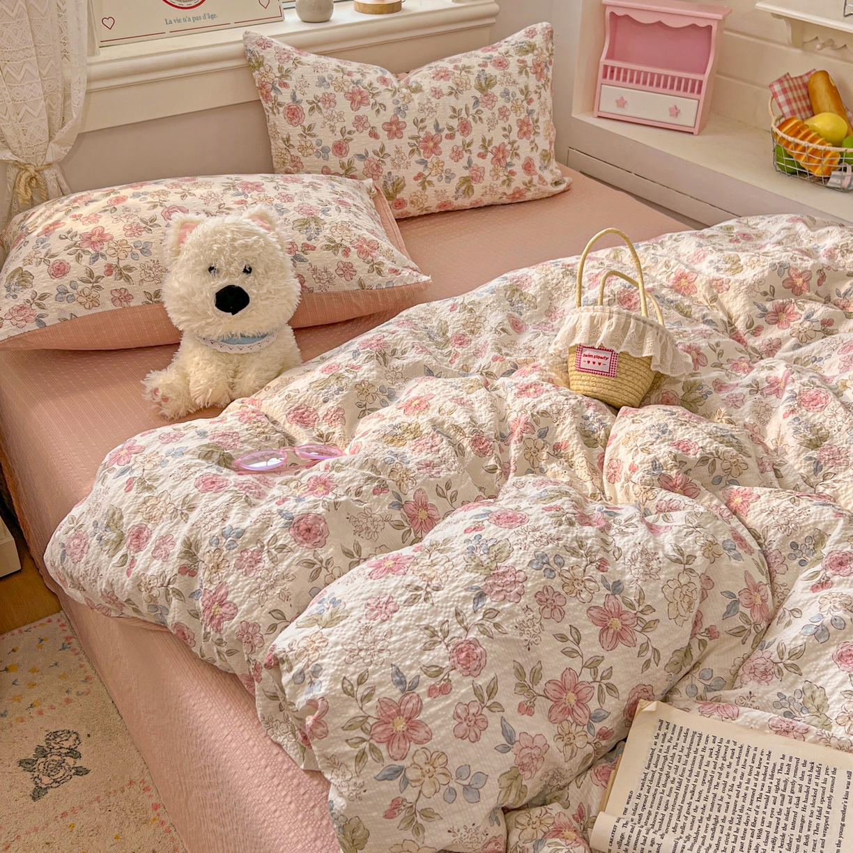 91家纺网 家纺一手货源 找家纺 暖伊家居 2026新款糖果小布袋泡芙纱四件套 浪漫繁花