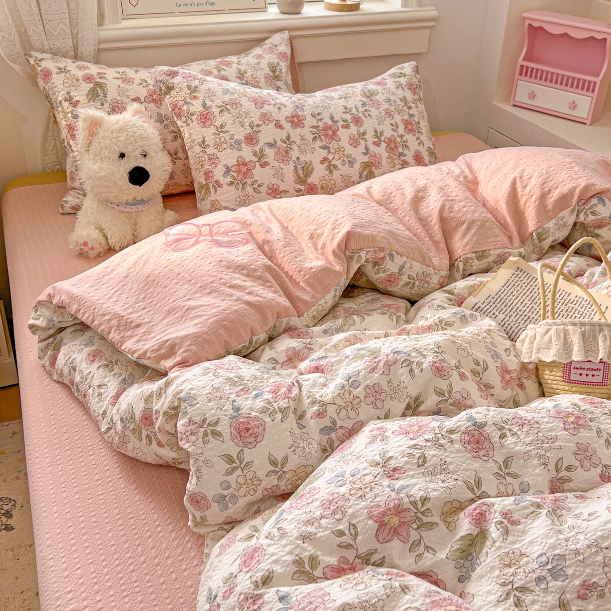 91家纺网 家纺一手货源 找家纺 暖伊家居 2026新款糖果小布袋泡芙纱四件套 浪漫繁花