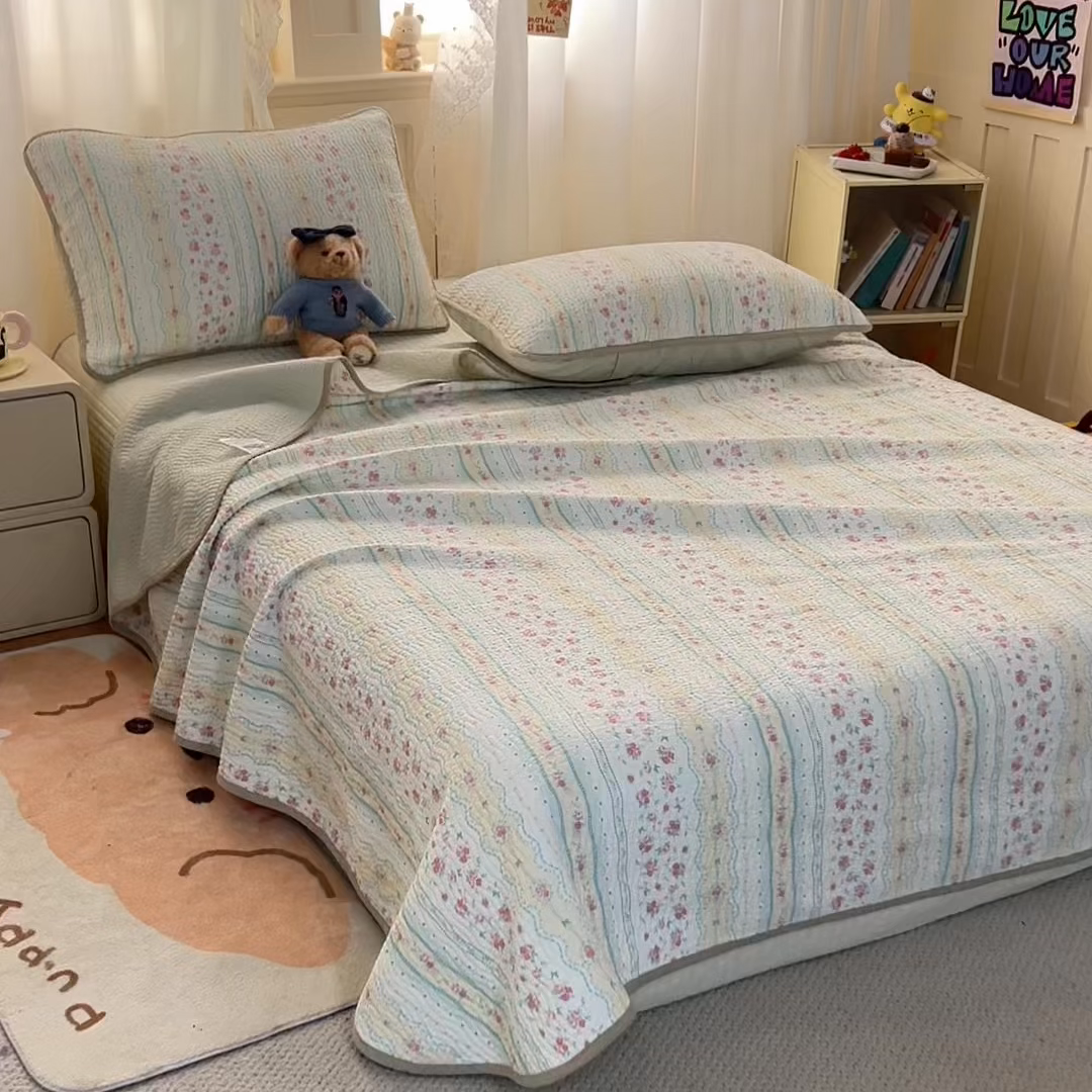 91家纺网 家纺一手货源 找家纺 淑女公社家纺 2026春夏新款高温砂洗床盖款纯棉四件套床盖被套单品单件 春意盎然