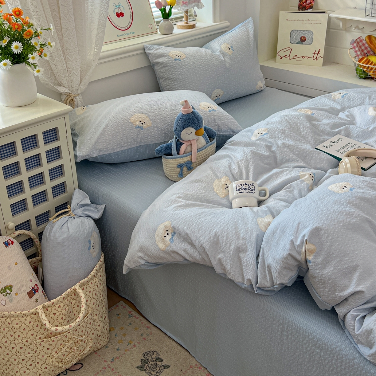 91家纺网 家纺一手货源 找家纺 暖伊家居 2026新款糖果小布袋泡芙纱四件套 棉花糖小狗