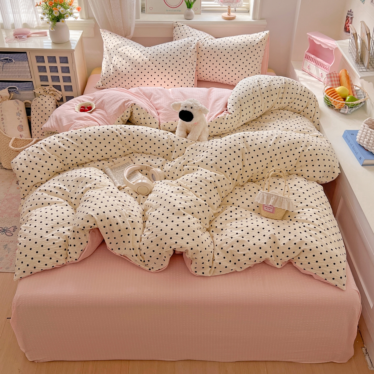 91家纺网 家纺一手货源 找家纺 暖伊家居 2026新款糖果小布袋泡芙纱四件套 奶油波点