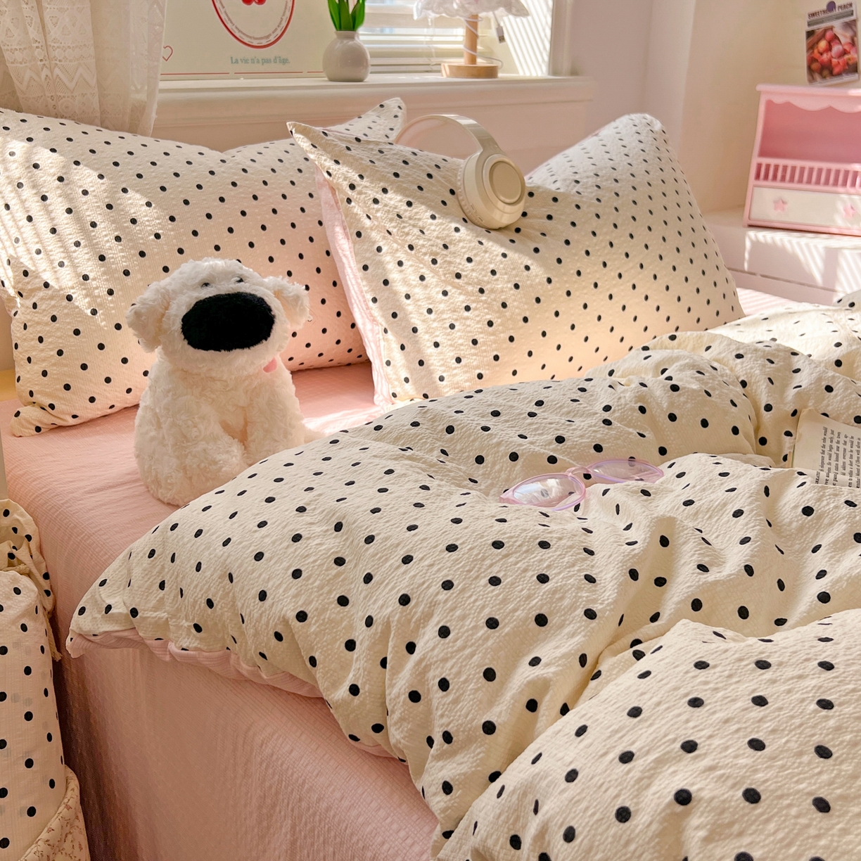 91家纺网 家纺一手货源 找家纺 暖伊家居 2026新款糖果小布袋泡芙纱四件套 奶油波点