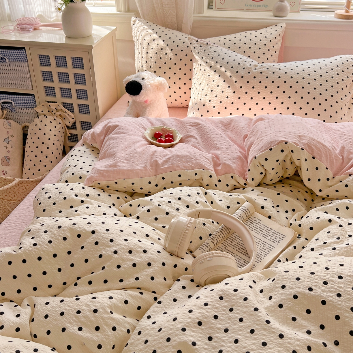 91家纺网 家纺一手货源 找家纺 暖伊家居 2026新款糖果小布袋泡芙纱四件套 奶油波点