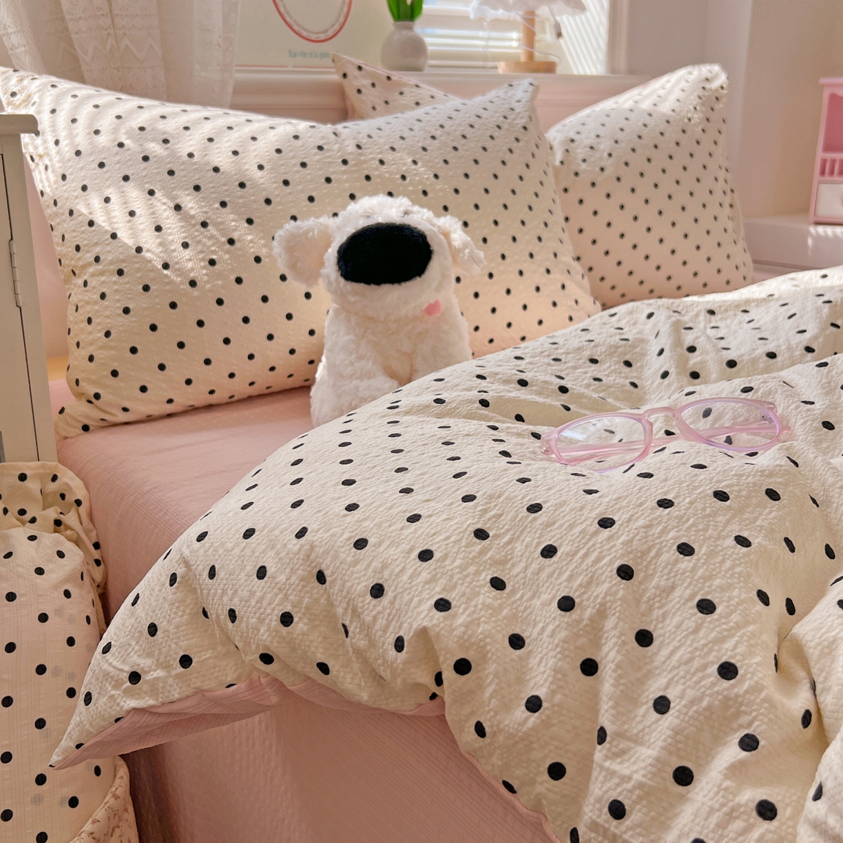 91家纺网 家纺一手货源 找家纺 暖伊家居 2026新款糖果小布袋泡芙纱四件套 奶油波点