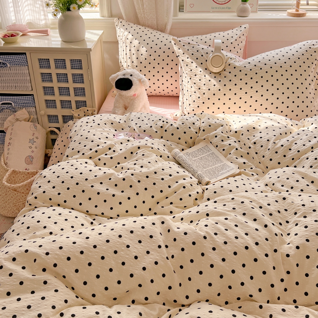 91家纺网 家纺一手货源 找家纺 暖伊家居 2026新款糖果小布袋泡芙纱四件套 奶油波点