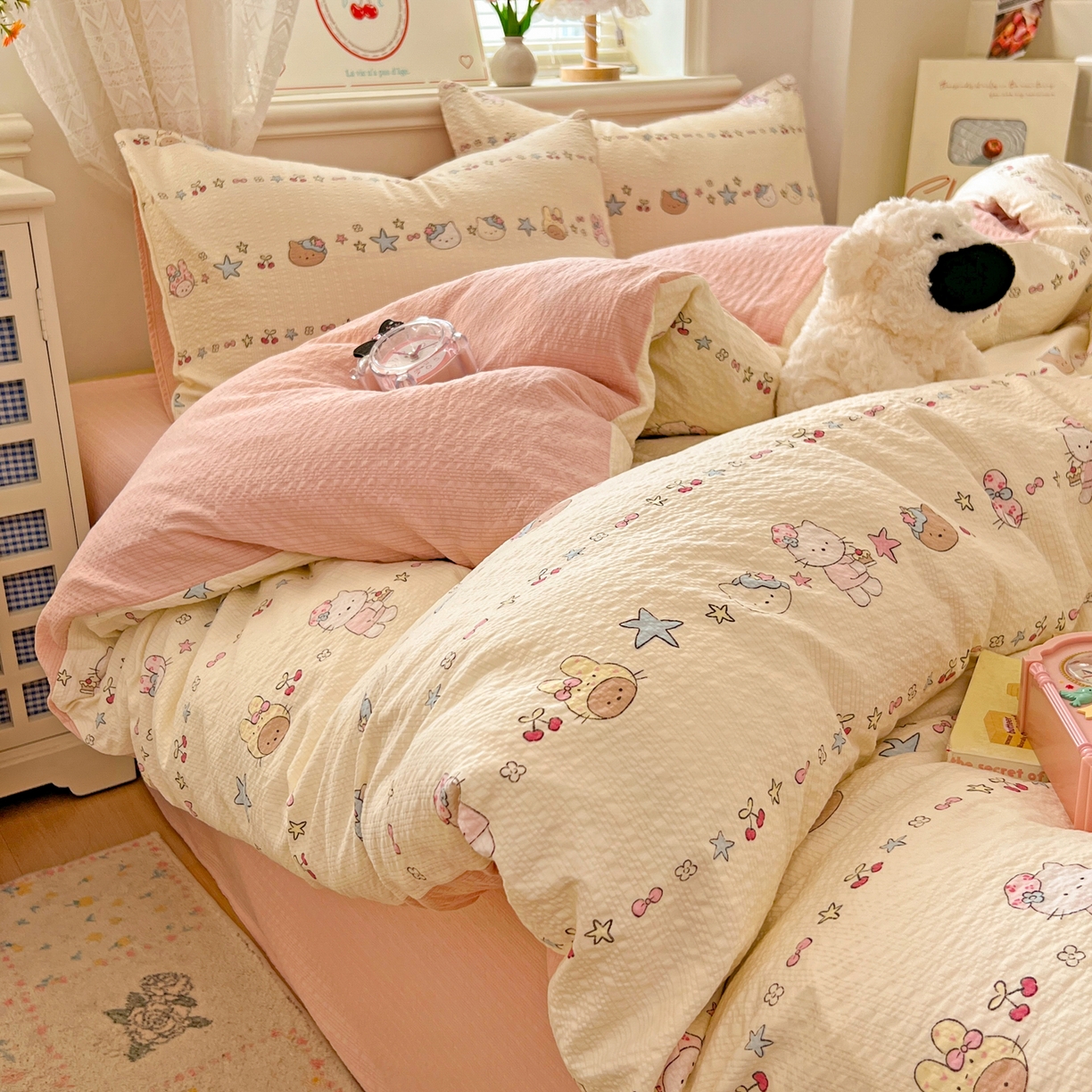 91家纺网 家纺一手货源 找家纺 暖伊家居 2026新款糖果小布袋泡芙纱四件套 少女KT