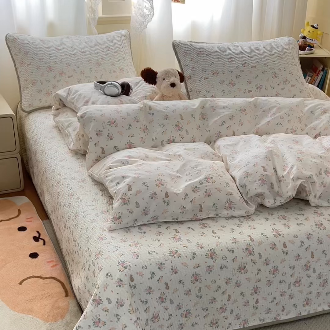 91家纺网 家纺一手货源 找家纺 淑女公社家纺 2026春夏新款高温砂洗床盖款纯棉四件套床盖被套单品单件 花枝兔
