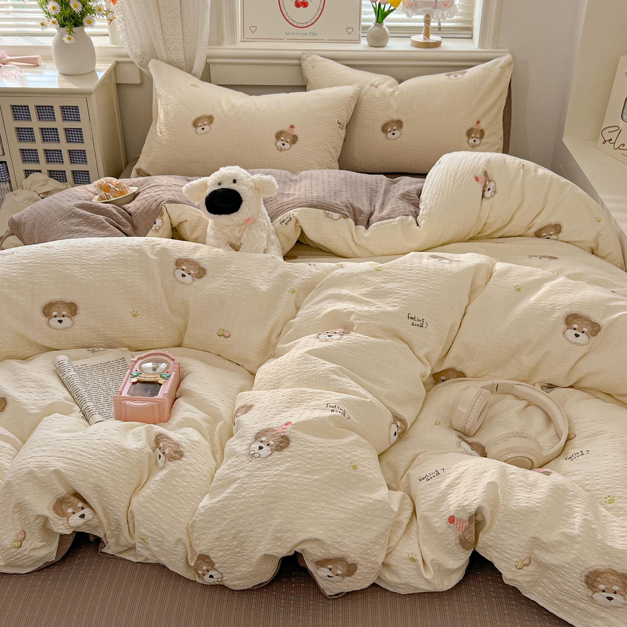 91家纺网 家纺一手货源 找家纺 暖伊家居 2026新款糖果小布袋泡芙纱四件套 生日小狗