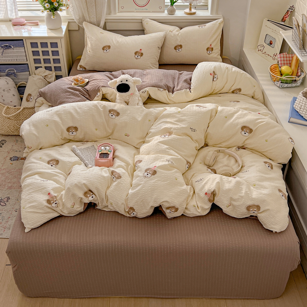 91家纺网 家纺一手货源 找家纺 暖伊家居 2026新款糖果小布袋泡芙纱四件套 生日小狗