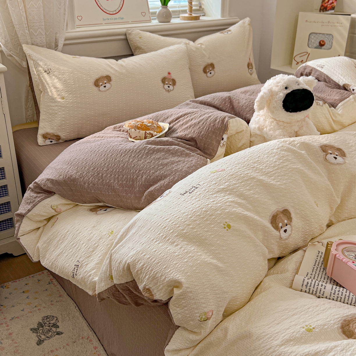 91家纺网 家纺一手货源 找家纺 暖伊家居 2026新款糖果小布袋泡芙纱四件套 生日小狗