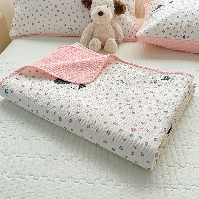 91家纺网 家纺一手货源 找家纺 淑女公社家纺 2026春夏新款高温砂洗床盖款纯棉四件套床盖被套单品单件 喵小姐