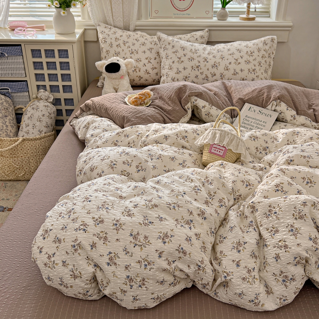 91家纺网 家纺一手货源 找家纺 暖伊家居 2026新款糖果小布袋泡芙纱四件套 松木枫林