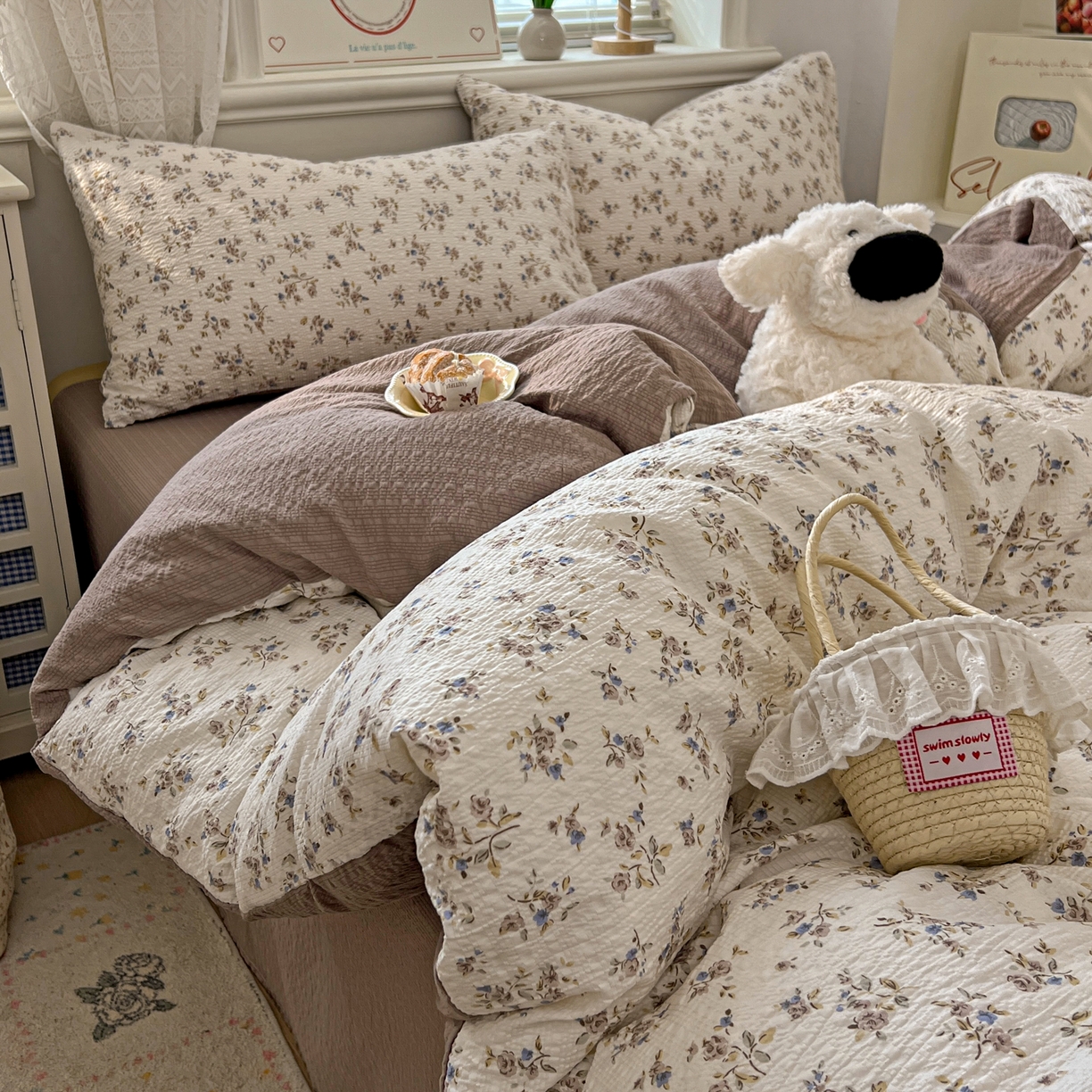 91家纺网 家纺一手货源 找家纺 暖伊家居 2026新款糖果小布袋泡芙纱四件套 松木枫林