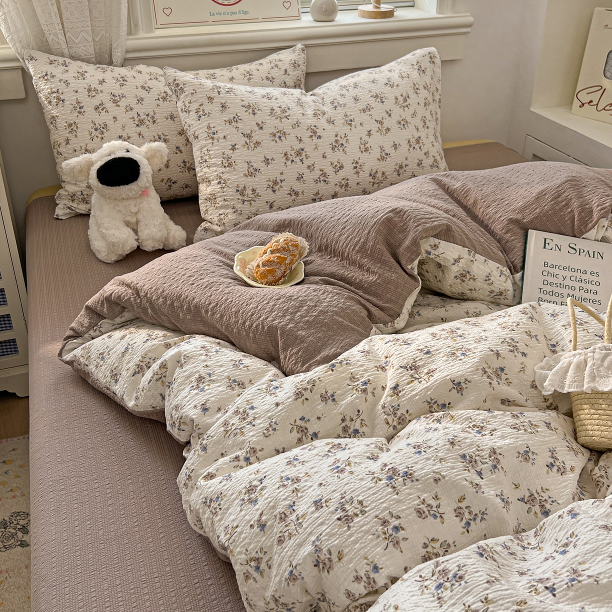 91家纺网 家纺一手货源 找家纺 暖伊家居 2026新款糖果小布袋泡芙纱四件套 松木枫林