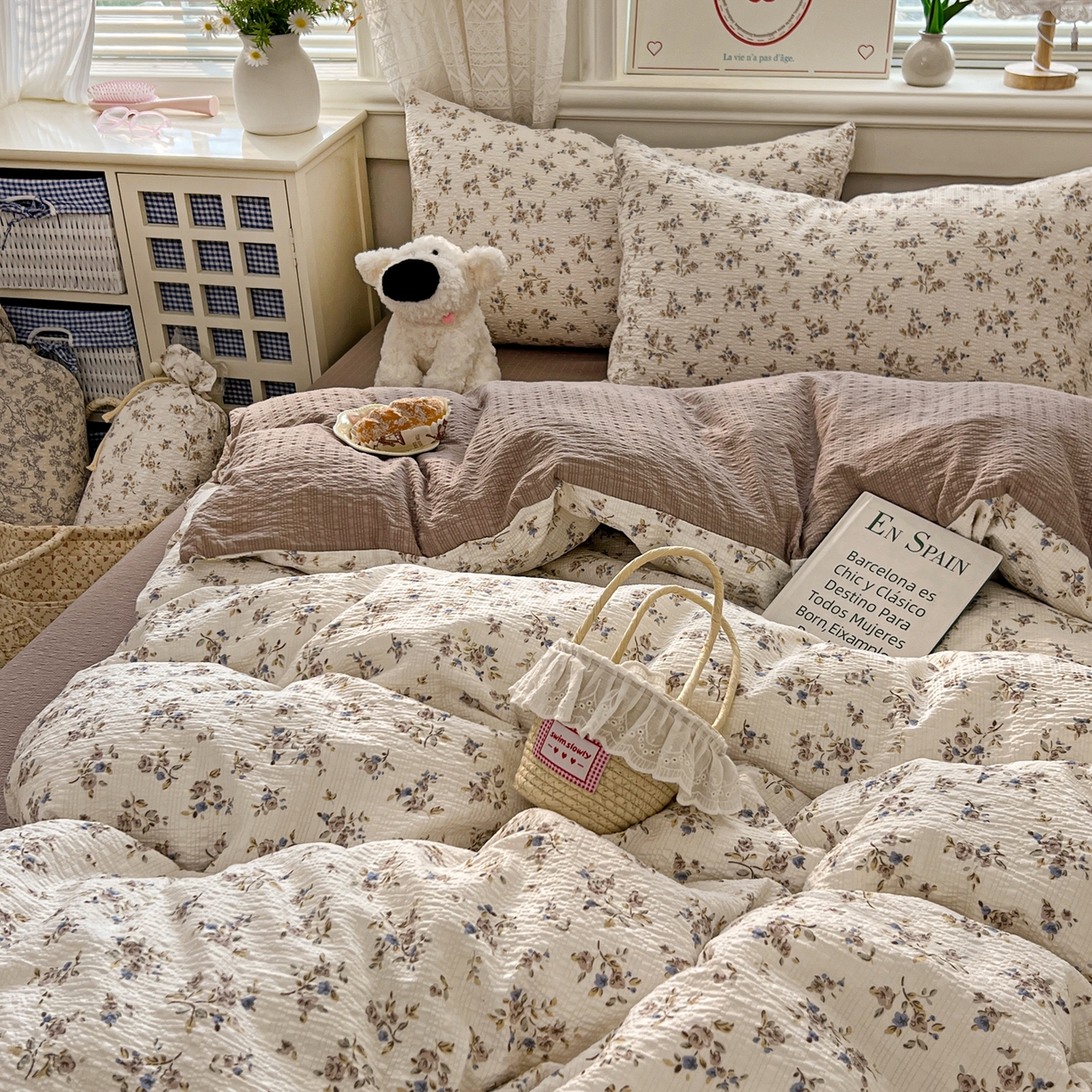 91家纺网 家纺一手货源 找家纺 暖伊家居 2026新款糖果小布袋泡芙纱四件套 松木枫林