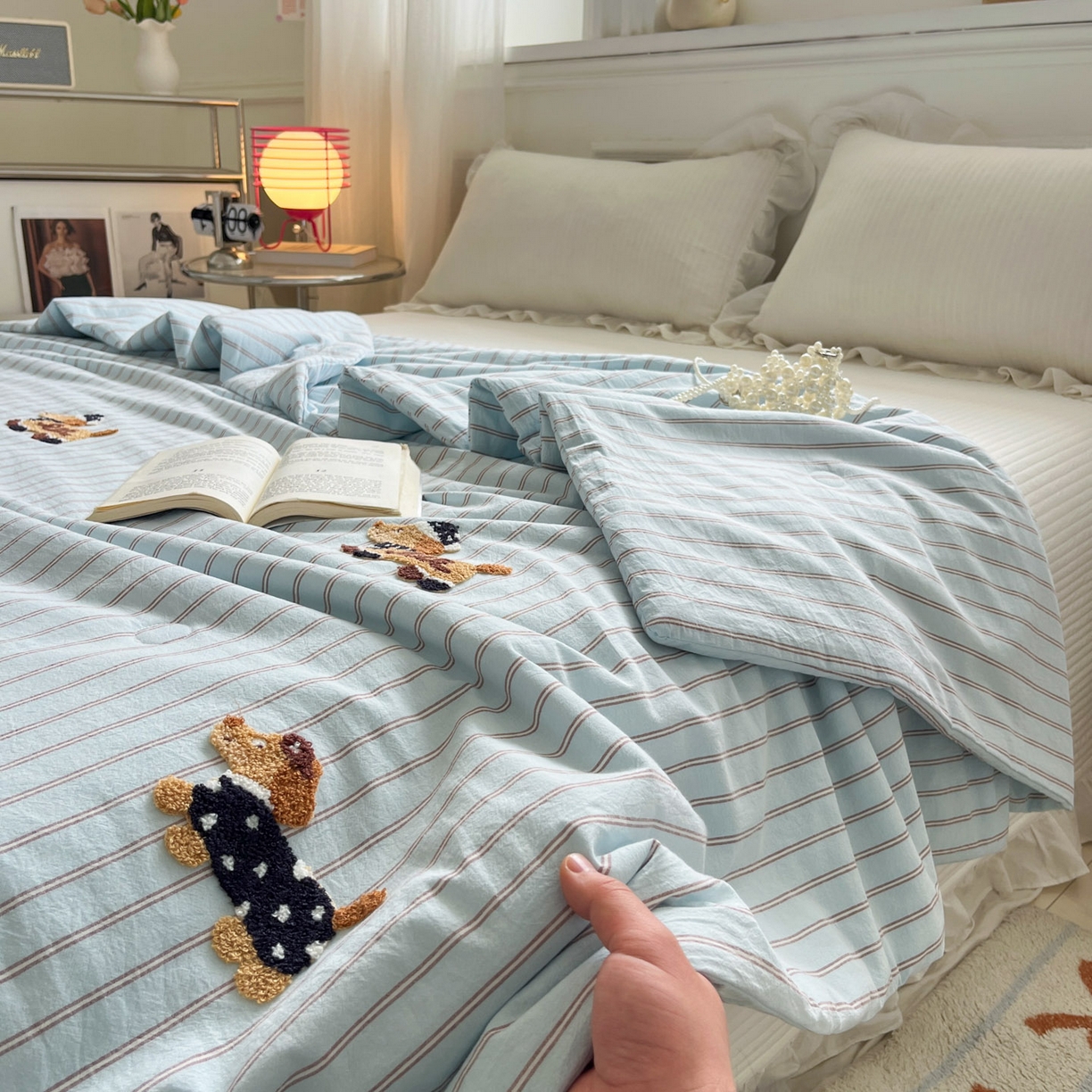 91家纺网 家纺一手货源 找家纺 一加一 2026新款全棉色织水洗棉毛巾绣大豆夏被夏凉被空调被-腊肠狗 腊肠狗-蓝调