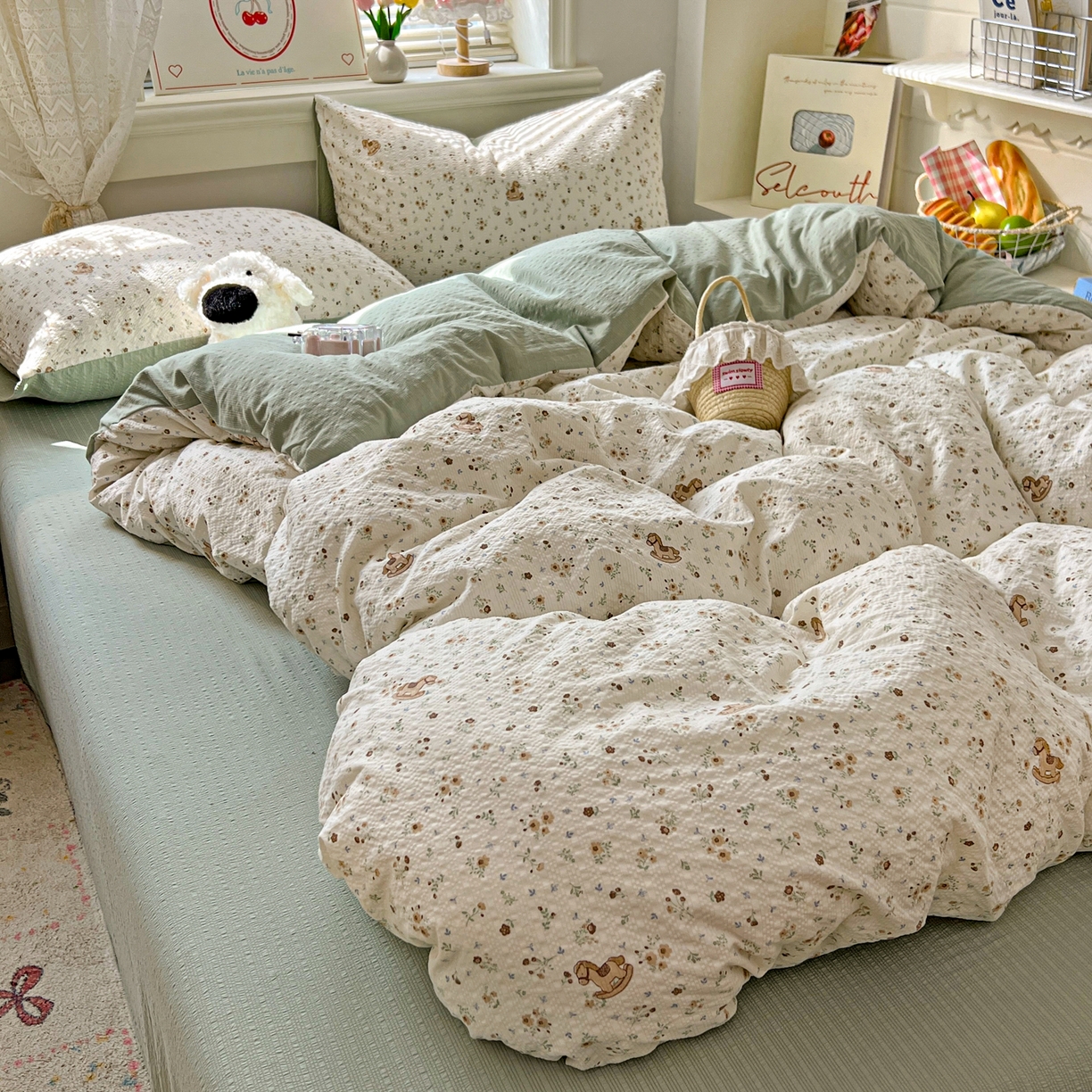 91家纺网 家纺一手货源 找家纺 暖伊家居 2026新款糖果小布袋泡芙纱四件套 童年木马