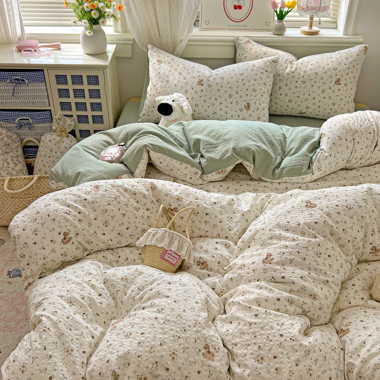 91家纺网 家纺一手货源 找家纺 暖伊家居 2026新款糖果小布袋泡芙纱四件套 童年木马