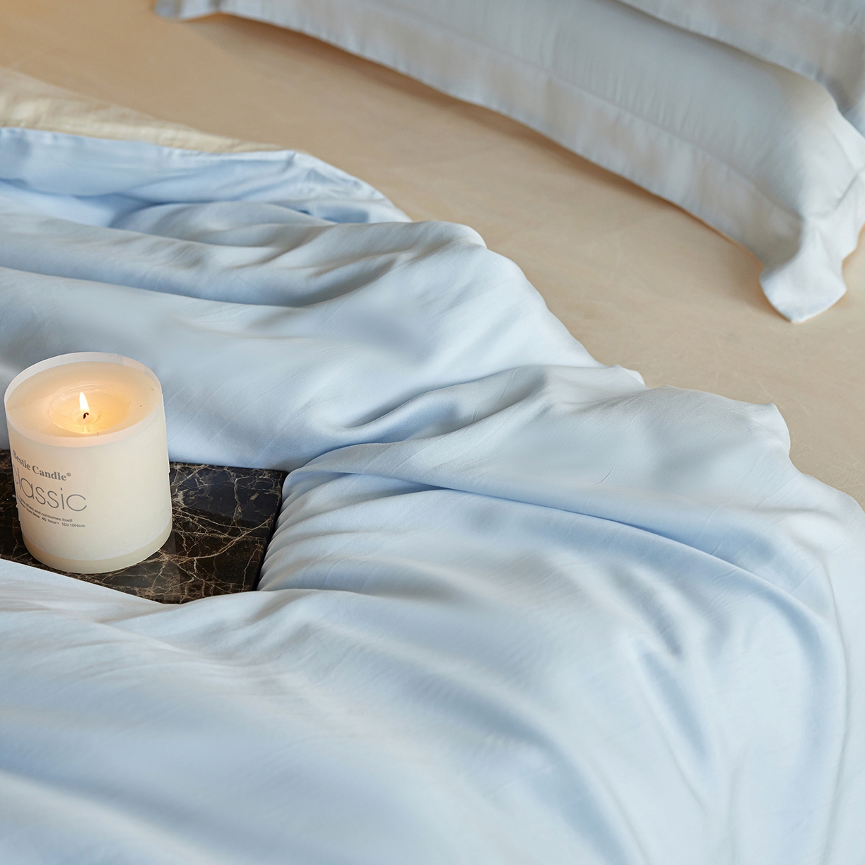 91家纺网 家纺一手货源 找家纺 初拾 2026新款60支水洗兰精天丝“慵懒风”四件套-软泡芙 软泡芙-蓝天白云