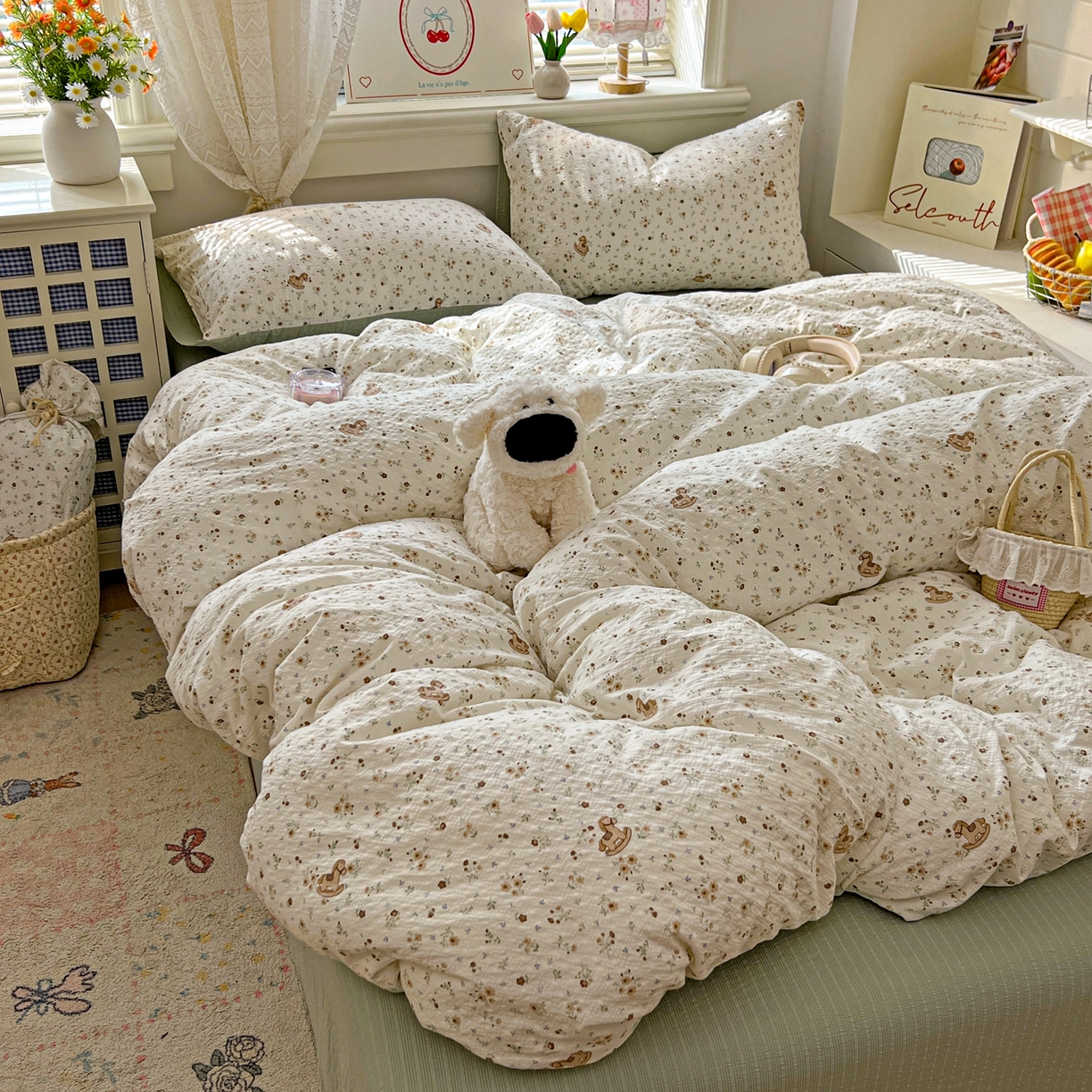 91家纺网 家纺一手货源 找家纺 暖伊家居 2026新款糖果小布袋泡芙纱四件套 童年木马