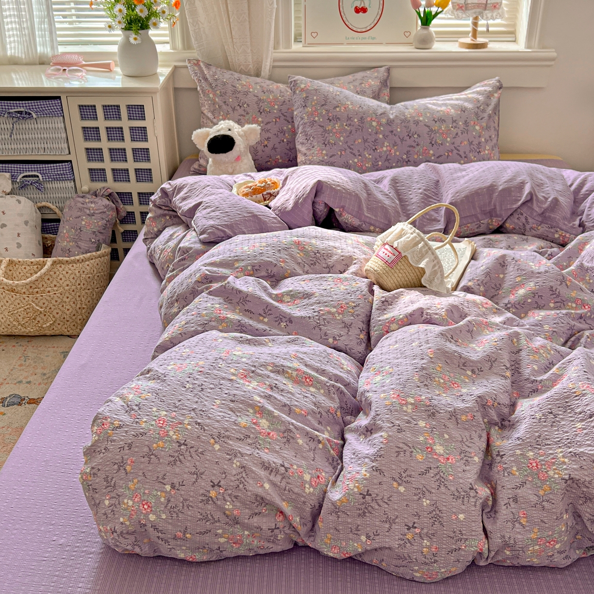 91家纺网 家纺一手货源 找家纺 暖伊家居 2026新款糖果小布袋泡芙纱四件套 薰衣紫花