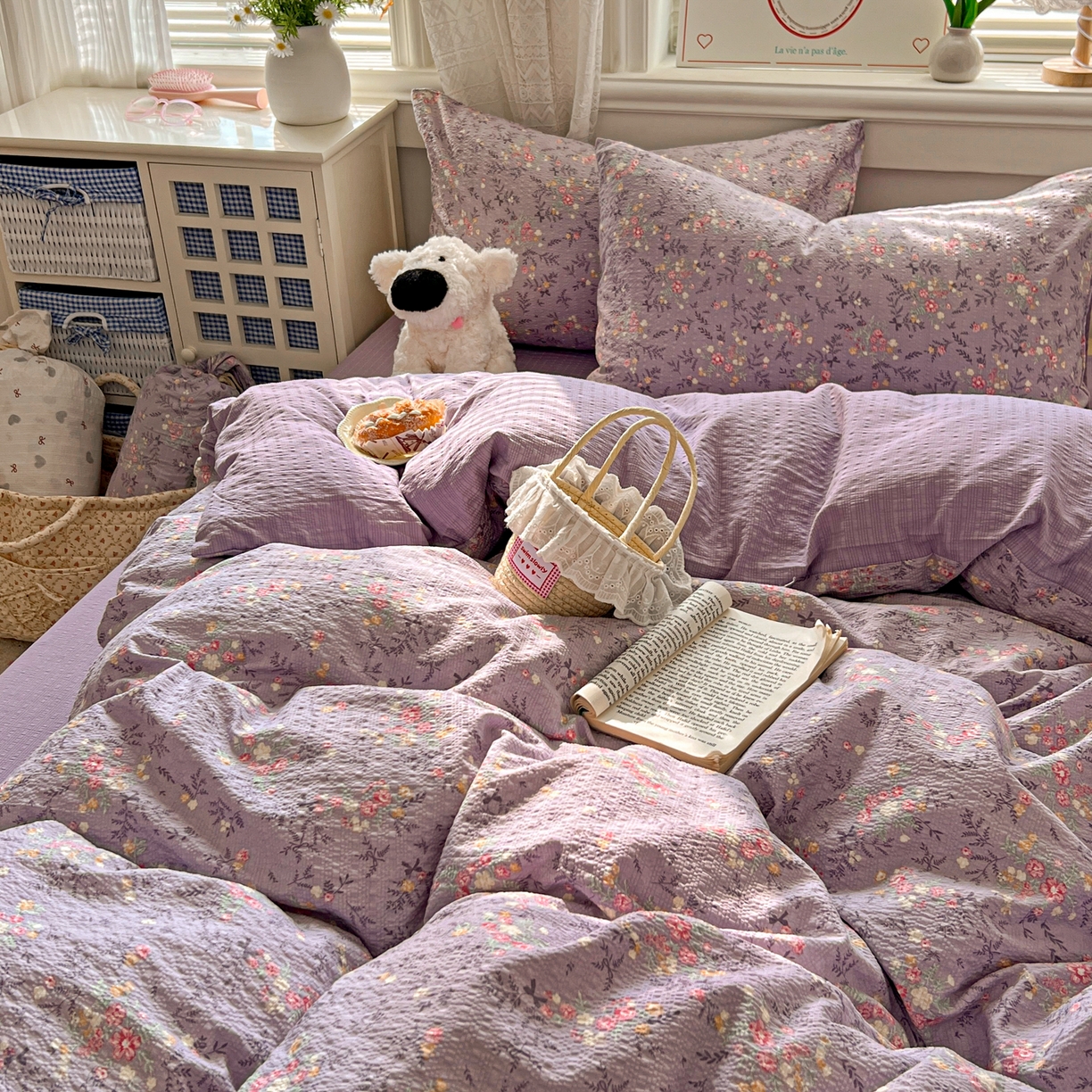 91家纺网 家纺一手货源 找家纺 暖伊家居 2026新款糖果小布袋泡芙纱四件套 薰衣紫花