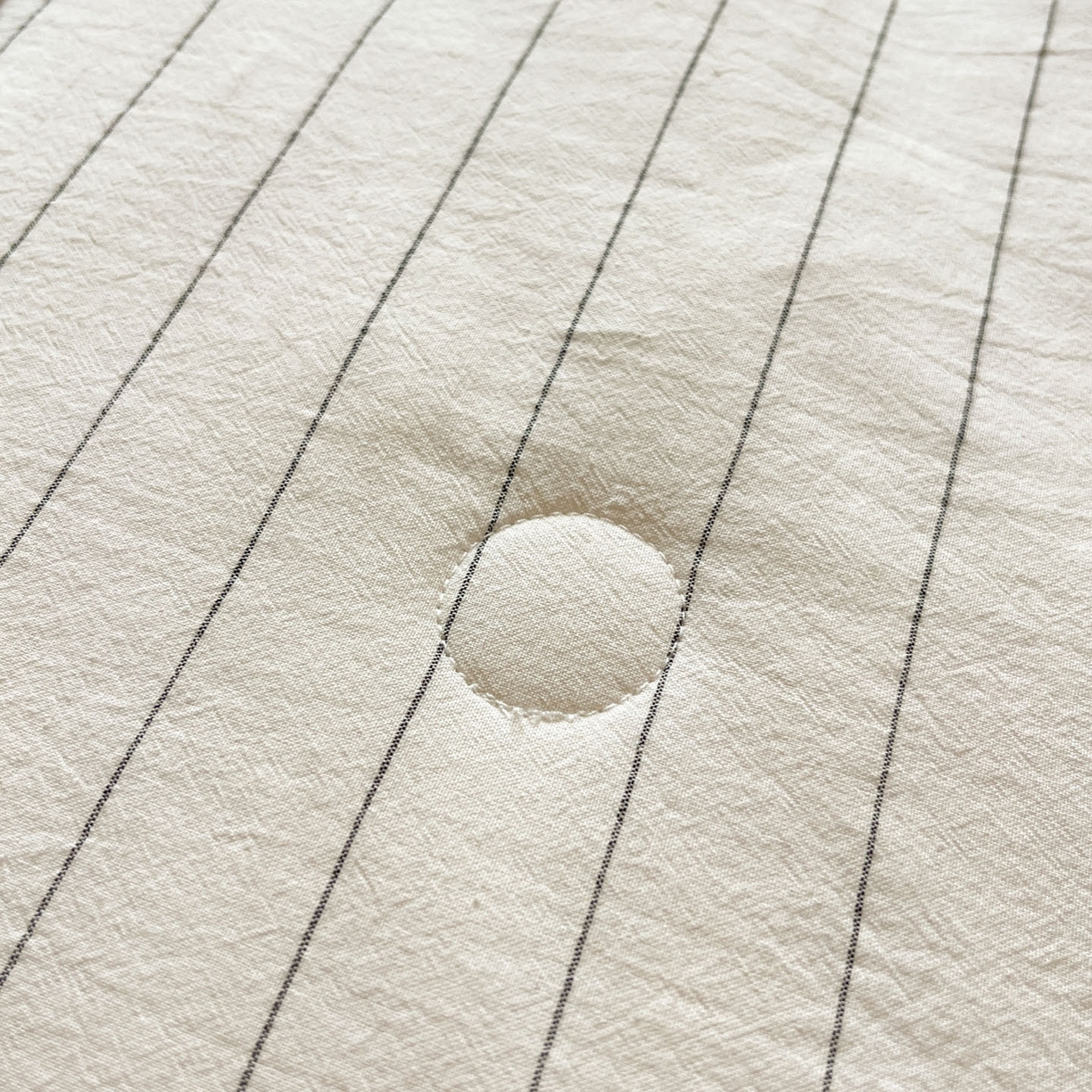 91家纺网 家纺一手货源 找家纺 一加一 2026新款全棉色织水洗棉毛巾绣大豆夏被夏凉被空调被-腊肠狗 腊肠狗-奶白