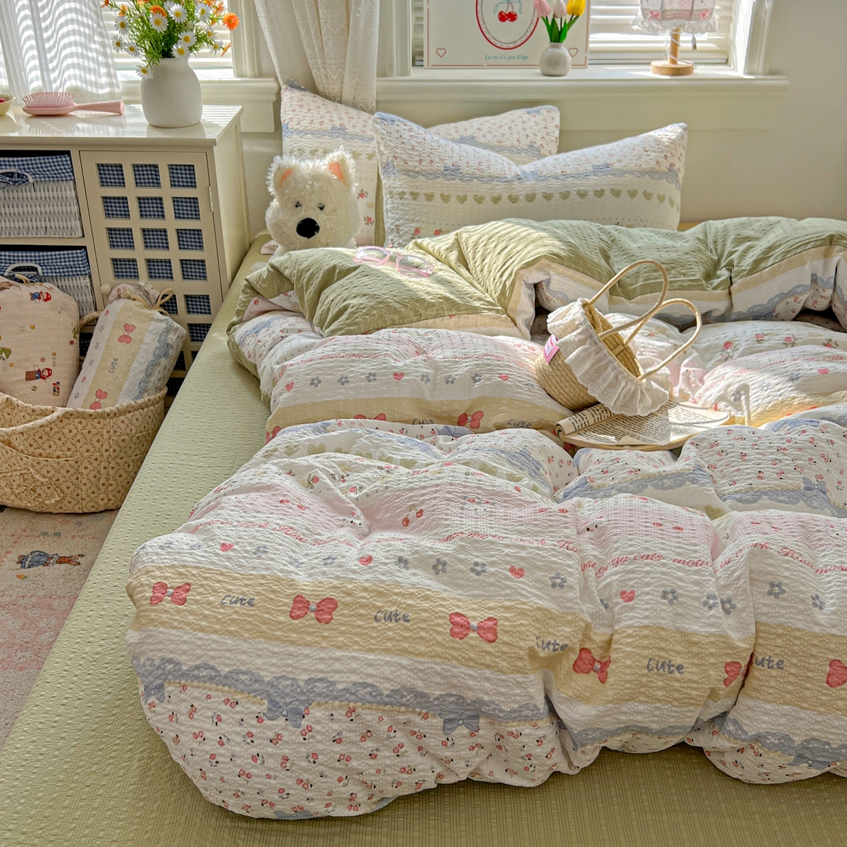 91家纺网 家纺一手货源 找家纺 暖伊家居 2026新款糖果小布袋泡芙纱四件套 栀夏来信