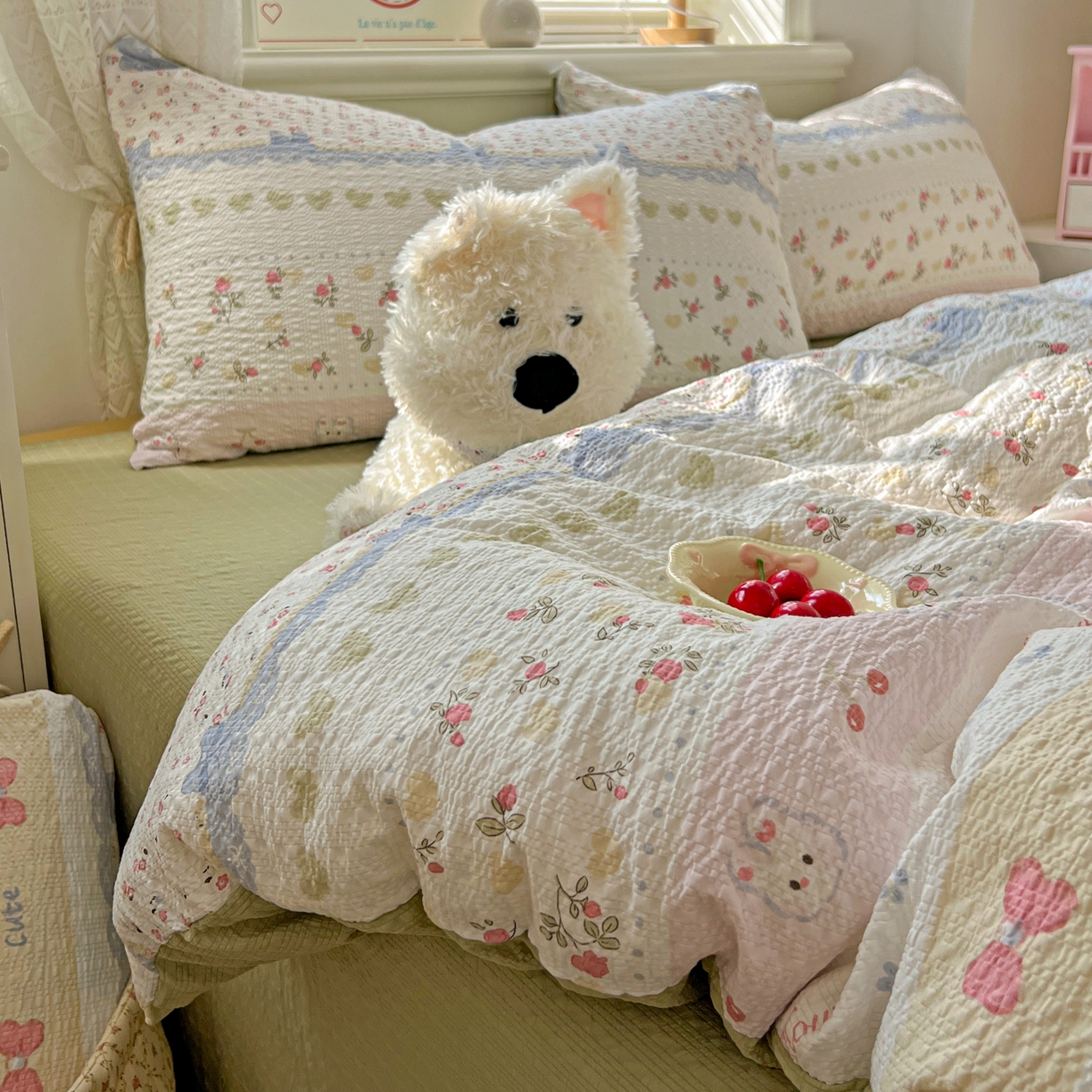 91家纺网 家纺一手货源 找家纺 暖伊家居 2026新款糖果小布袋泡芙纱四件套 栀夏来信