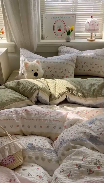 91家纺网 家纺一手货源 找家纺 暖伊家居 2026新款糖果小布袋泡芙纱四件套 栀夏来信