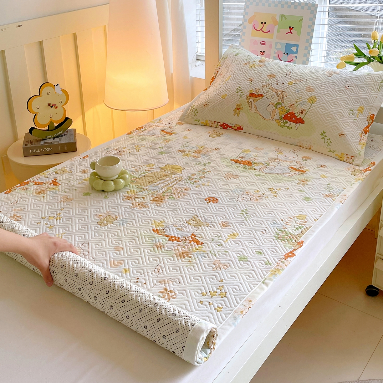 91家纺网 家纺一手货源 找家纺 金鑫汇家纺 2026春夏新款学生床新花型老粗布床盖夹棉软凉席席子可以机洗 学生床-春日童话