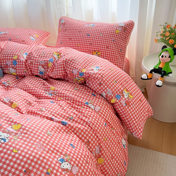 91家纺网 家纺一手货源 找家纺 （总）淑女公社家纺 2026新款高温砂洗纯棉床盖款正版三丽鸥KT猫四件套床盖被套单件单品