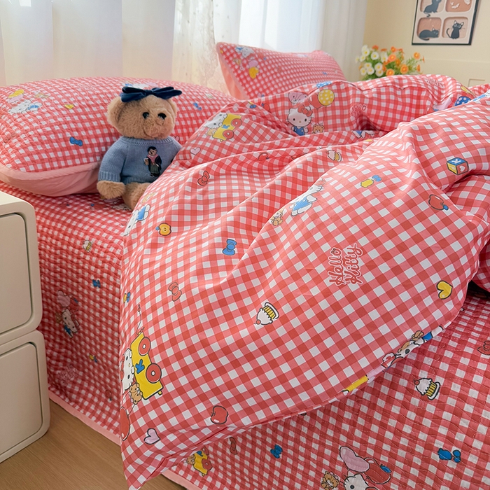 91家纺网 家纺一手货源 找家纺 （总）淑女公社家纺 2026新款高温砂洗纯棉床盖款正版三丽鸥KT猫四件套床盖被套单件单品