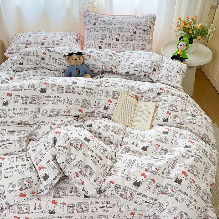 91家纺网 家纺一手货源 找家纺 淑女公社家纺 2026新款高温砂洗纯棉床盖款正版三丽鸥KT猫四件套床盖被套单件单品 爱美KT