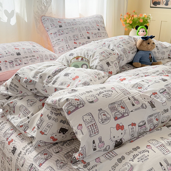 91家纺网 家纺一手货源 找家纺 淑女公社家纺 2026新款高温砂洗纯棉床盖款正版三丽鸥KT猫四件套床盖被套单件单品 爱美KT