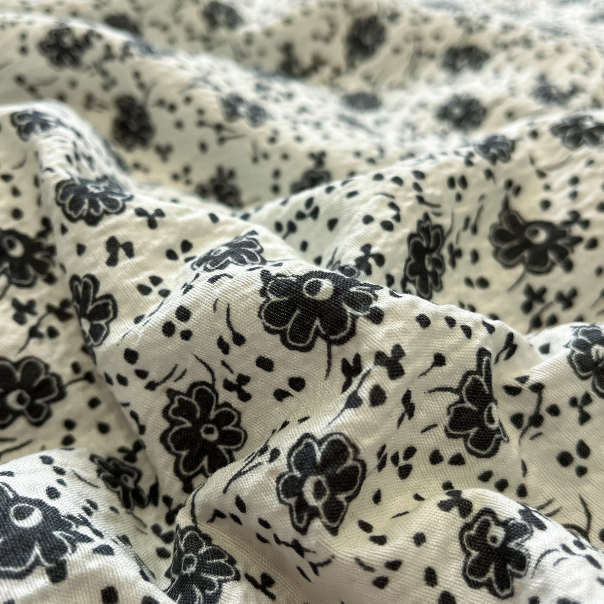 91家纺网 家纺一手货源 找家纺 一加一 2026新款复古碎花双层纱大豆夏被夏凉被空调被-纱边花眠 花团锦簇