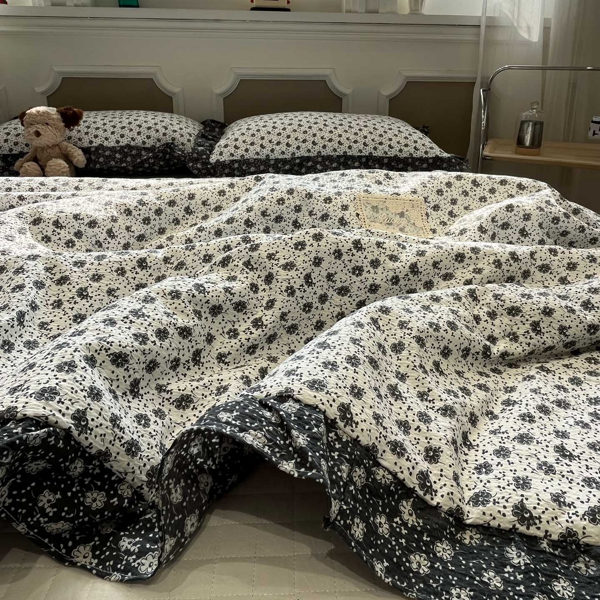 91家纺网 家纺一手货源 找家纺 一加一 2026新款复古碎花双层纱大豆夏被夏凉被空调被-纱边花眠 花团锦簇