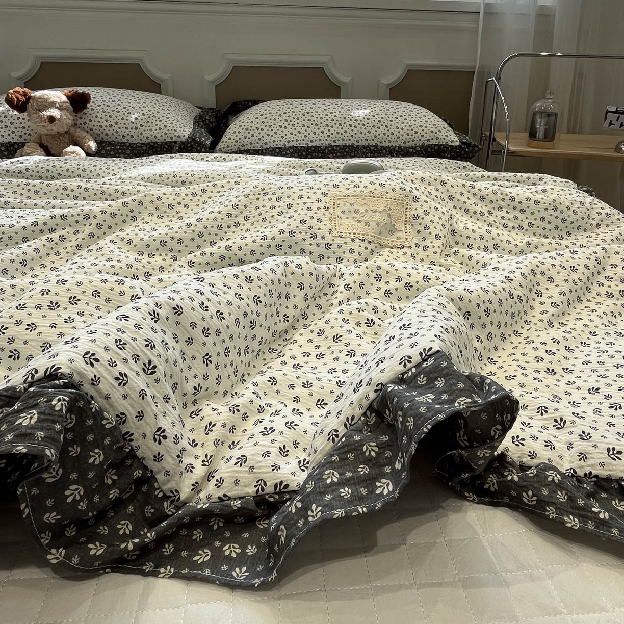 91家纺网 家纺一手货源 找家纺 一加一 2026新款复古碎花双层纱大豆夏被夏凉被空调被-纱边花眠 叶影