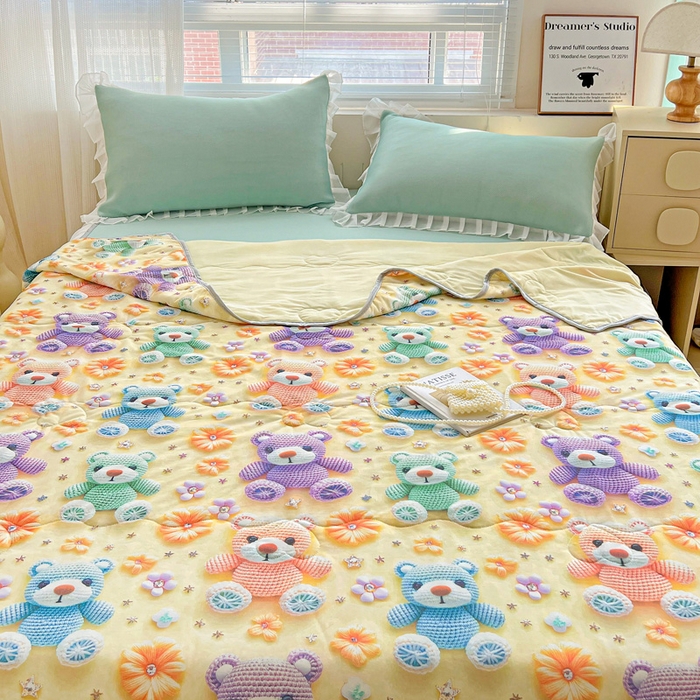 91家纺网 家纺一手货源 找家纺 栩裕纺织 2026新款（常年不断货）5D立体凉感丝夏被仿锦氨空调被冰淇淋夏凉被 可爱萌熊