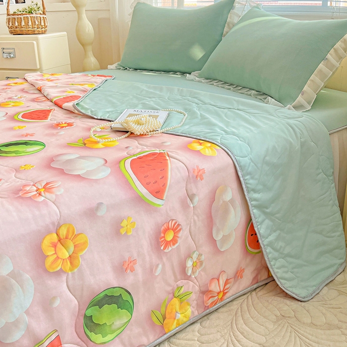 91家纺网 家纺一手货源 找家纺 栩裕纺织 2026新款（常年不断货）5D立体凉感丝夏被仿锦氨空调被冰淇淋夏凉被 清凉西瓜