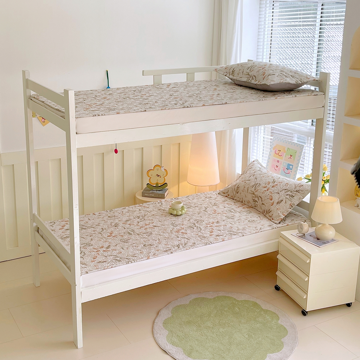 91家纺网 家纺一手货源 找家纺 金鑫汇家纺 2026春夏新款学生床新花型老粗布床盖夹棉软凉席席子可以机洗 学生床-月下花影·桔