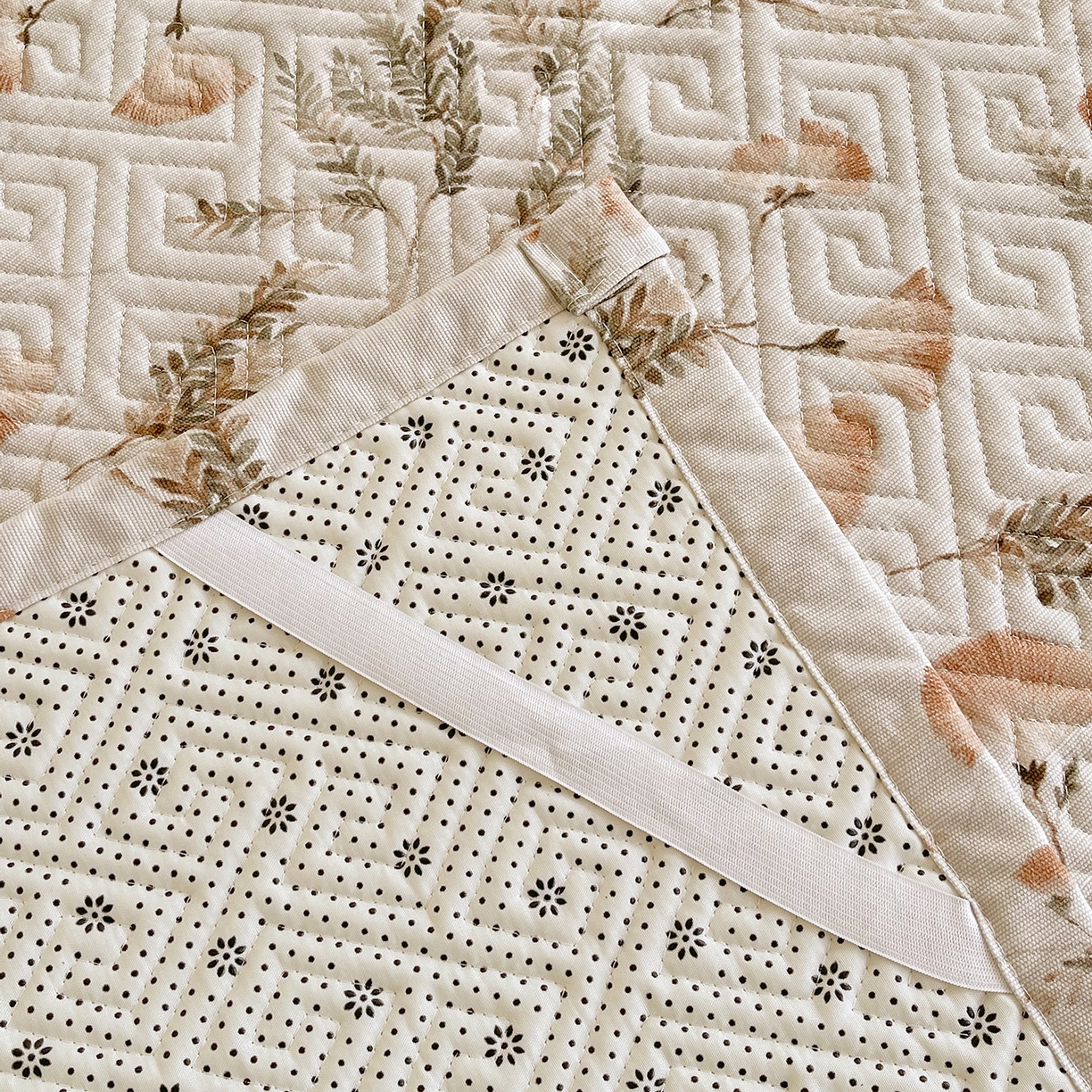 91家纺网 家纺一手货源 找家纺 金鑫汇家纺 2026春夏新款学生床新花型老粗布床盖夹棉软凉席席子可以机洗 学生床-月下花影·桔