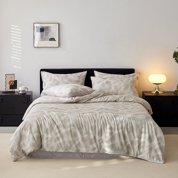 91家纺网 家纺一手货源 找家纺 金奇达家纺 2026新款轻氧水光天丝棉四件套-赫莲伊(标准号全网控价（折后券后）不低于 268元） 浣溪沙-椰奶色