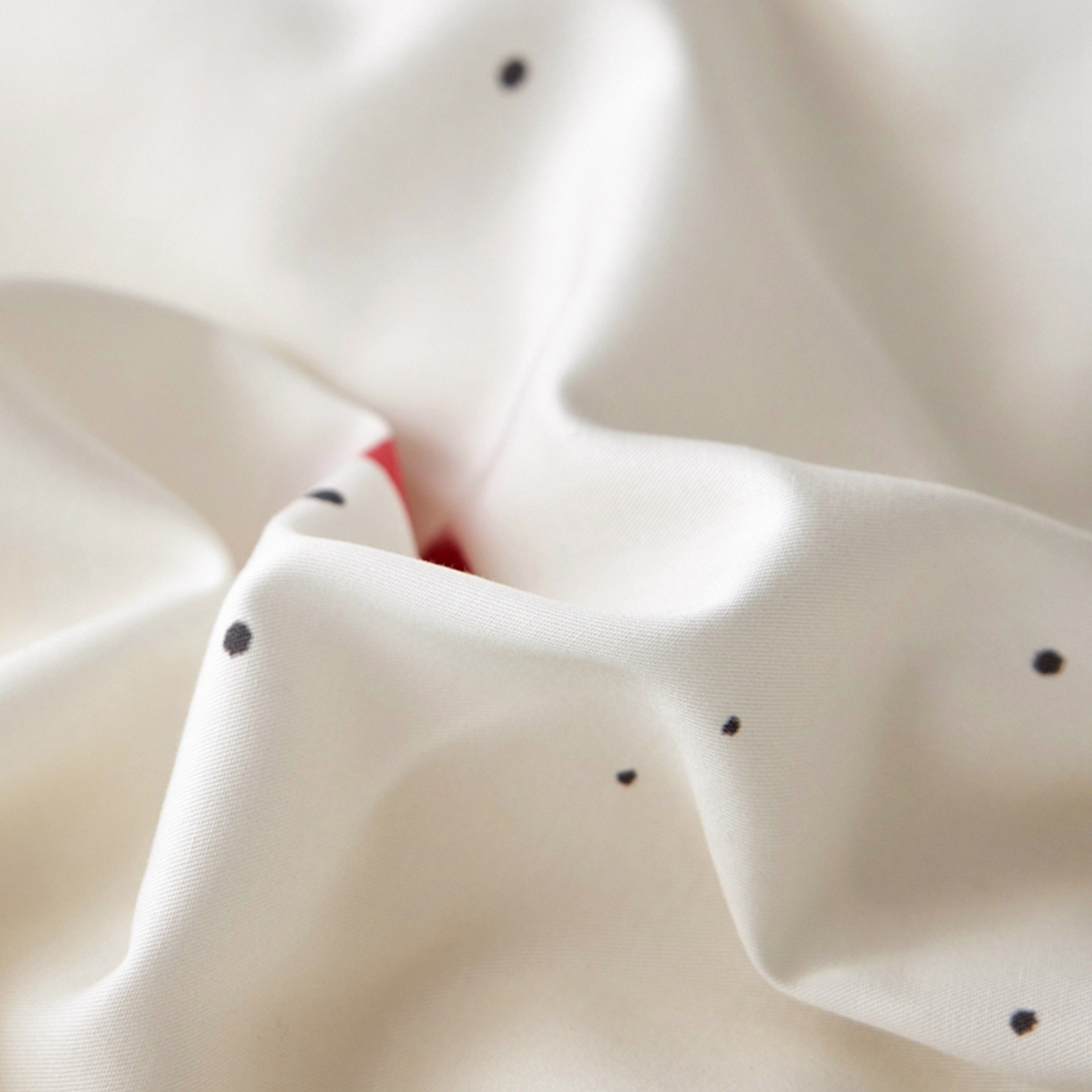 91家纺网 家纺一手货源 找家纺 金奇达家纺 2026新款轻氧水光天丝棉四件套-赫莲伊(标准号全网控价（折后券后）不低于 268元） 悸动-爱意