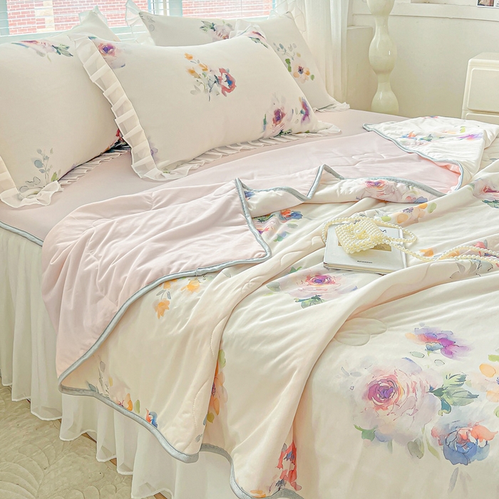 91家纺网 家纺一手货源 找家纺 栩裕纺织 2026新款（常年不断货）夏被凉感丝包边夏凉被跑量款空调被礼品被 朦朦细雨