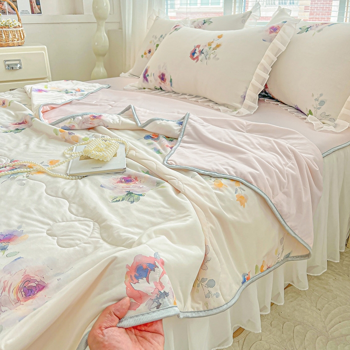 91家纺网 家纺一手货源 找家纺 栩裕纺织 2026新款（常年不断货）夏被凉感丝包边夏凉被跑量款空调被礼品被 朦朦细雨